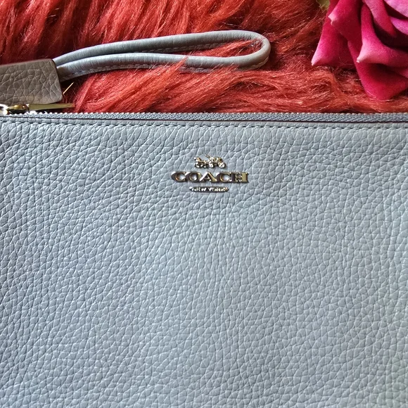 Coach Light Blue Gray Leather Wristlet - Picture 2 of 6
